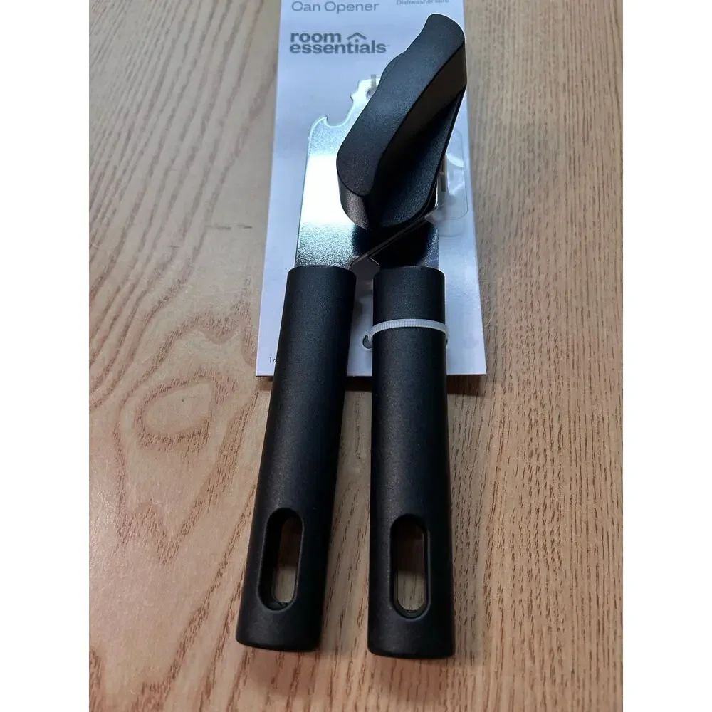 New Room Essentials Reliable Manual Can Opener Black/Silver Dishawasher Safe